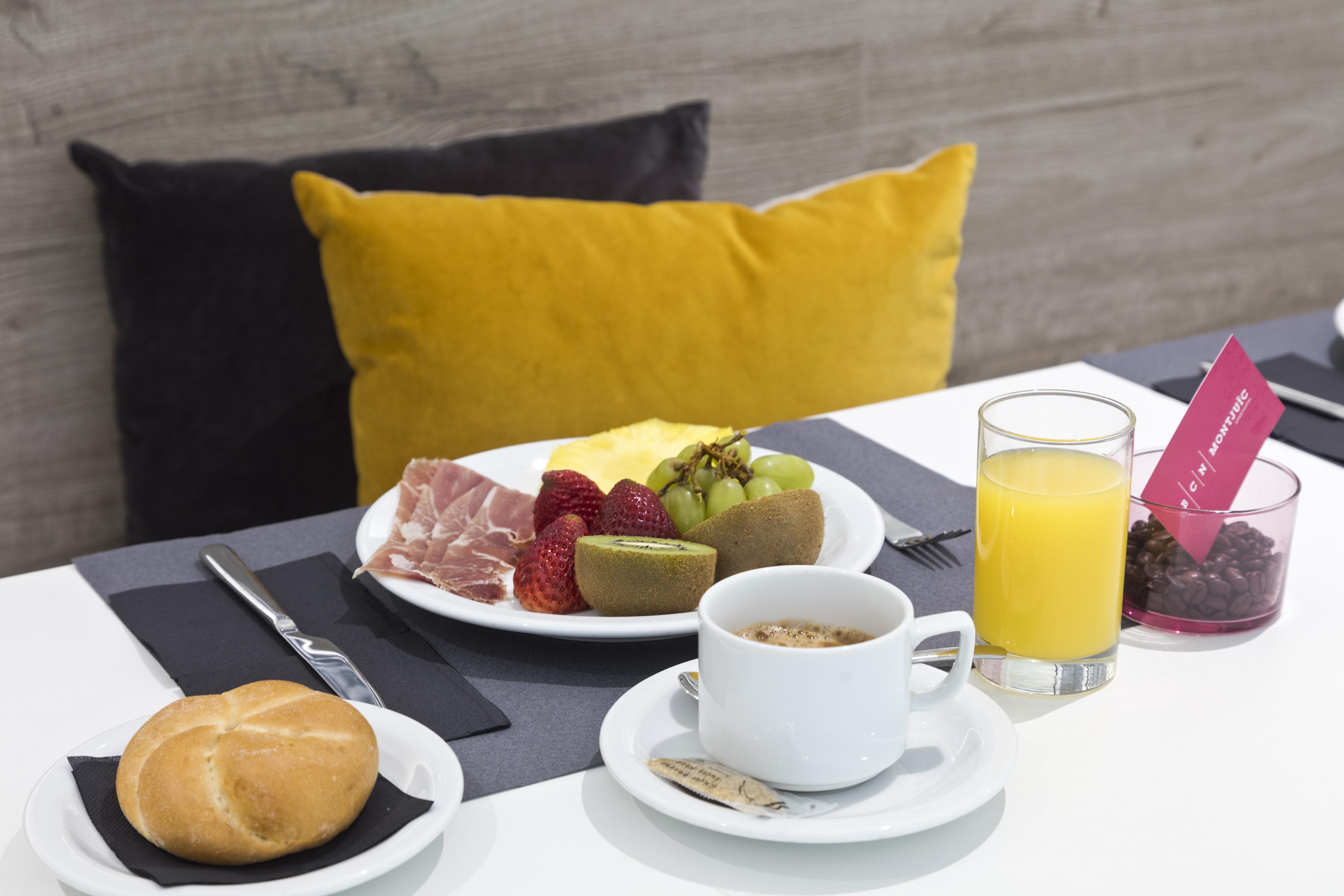 Aparthotel Bcn Montjuic Barcelona Ngoại thất bức ảnh