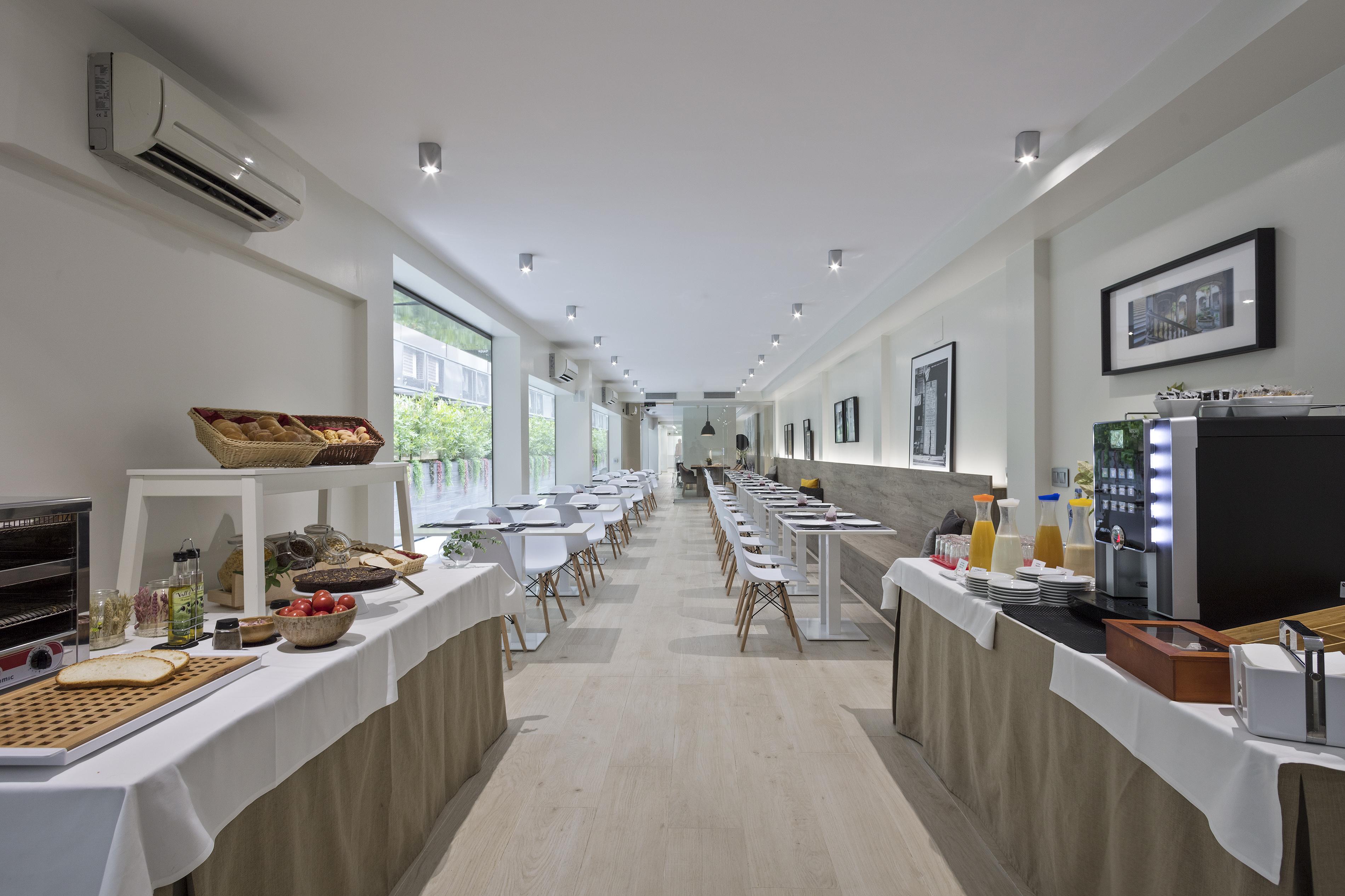 Aparthotel Bcn Montjuic Barcelona Ngoại thất bức ảnh