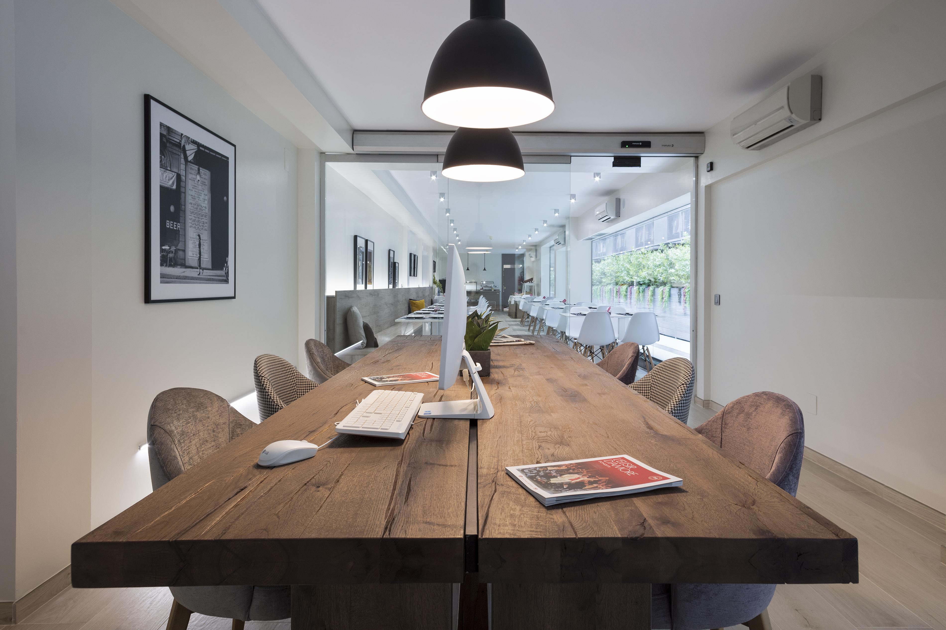 Aparthotel Bcn Montjuic Barcelona Ngoại thất bức ảnh