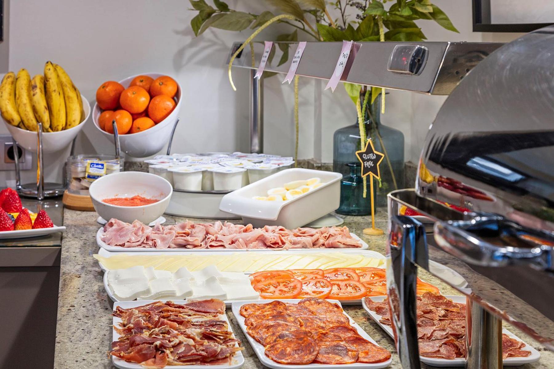 Aparthotel Bcn Montjuic Barcelona Ngoại thất bức ảnh