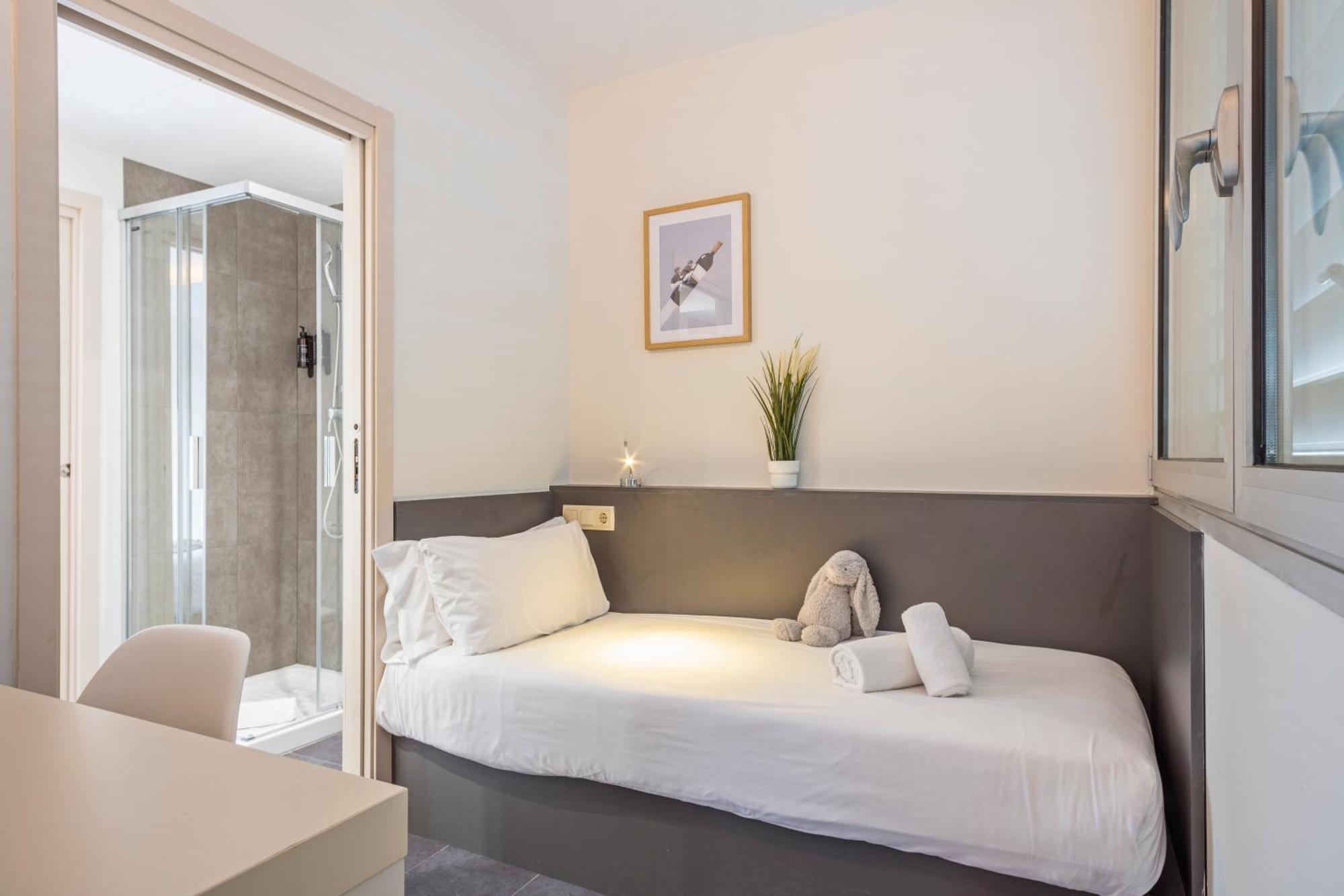 Aparthotel Bcn Montjuic Barcelona Ngoại thất bức ảnh
