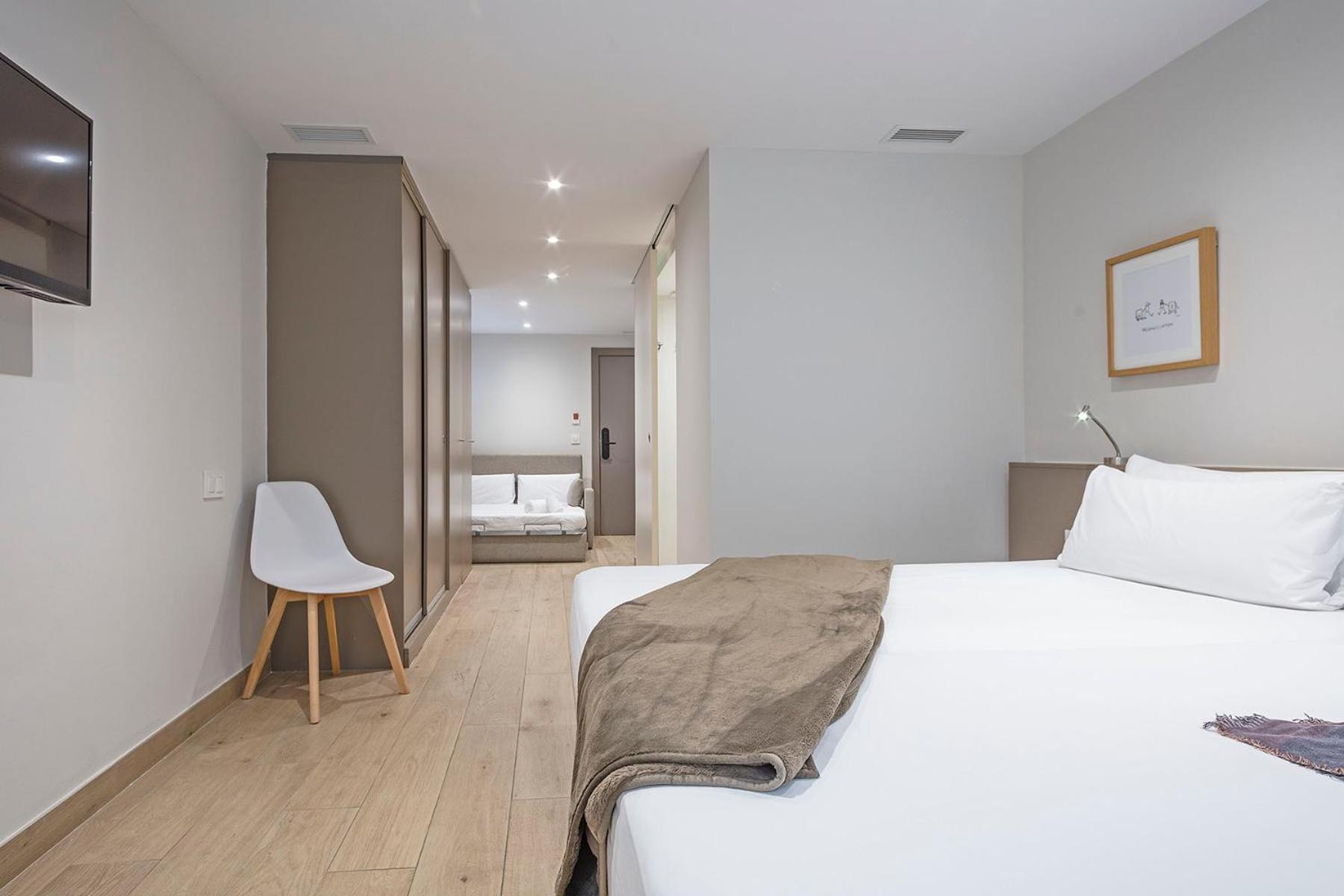 Aparthotel Bcn Montjuic Barcelona Ngoại thất bức ảnh