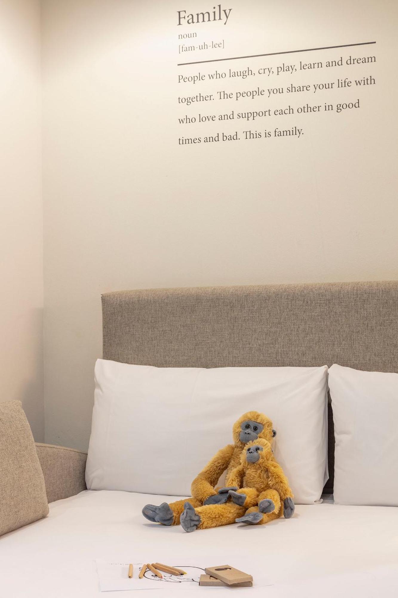 Aparthotel Bcn Montjuic Barcelona Ngoại thất bức ảnh