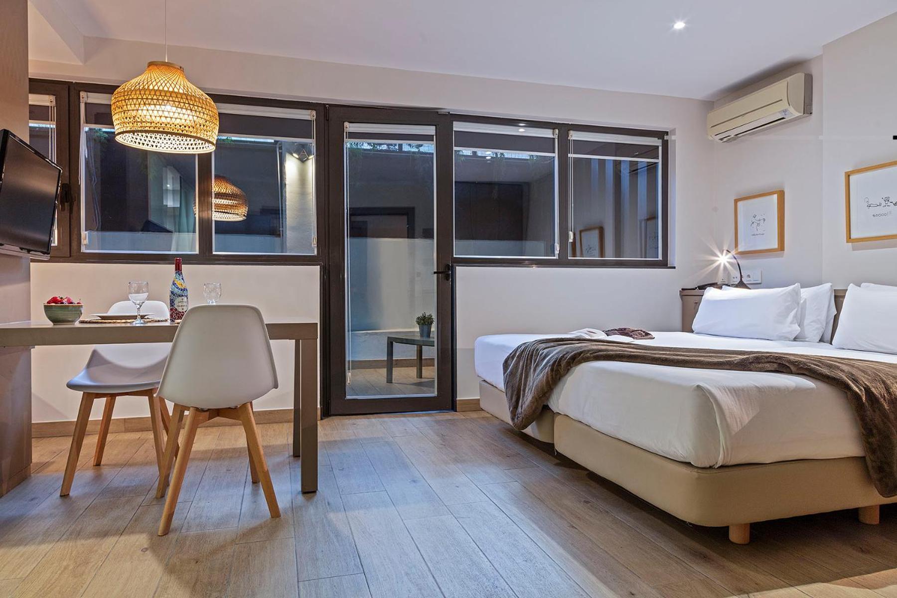 Aparthotel Bcn Montjuic Barcelona Ngoại thất bức ảnh
