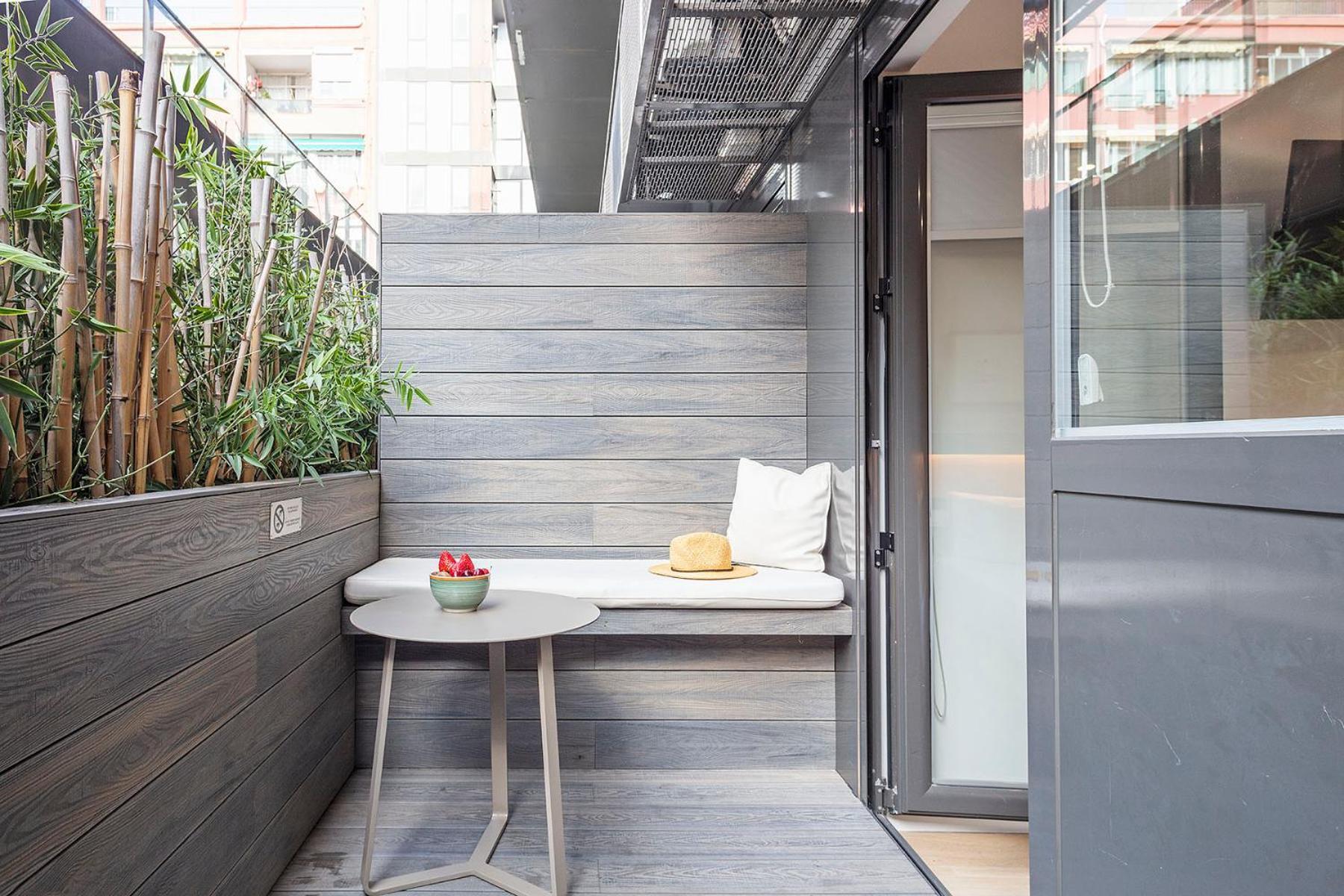 Aparthotel Bcn Montjuic Barcelona Ngoại thất bức ảnh